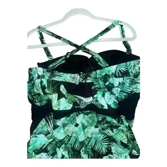 Torrid Vixen Green Palm One Piece Cut-out Swimsuit, Size 3 & 5 - Picture 4 of 9